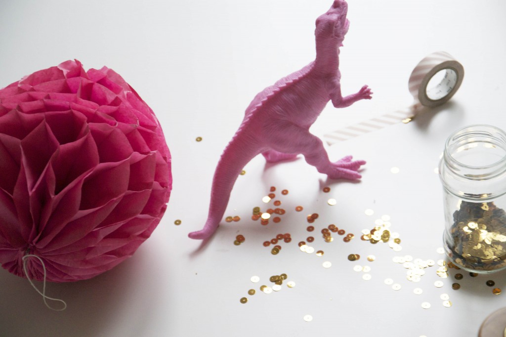 Dinosaure rose 